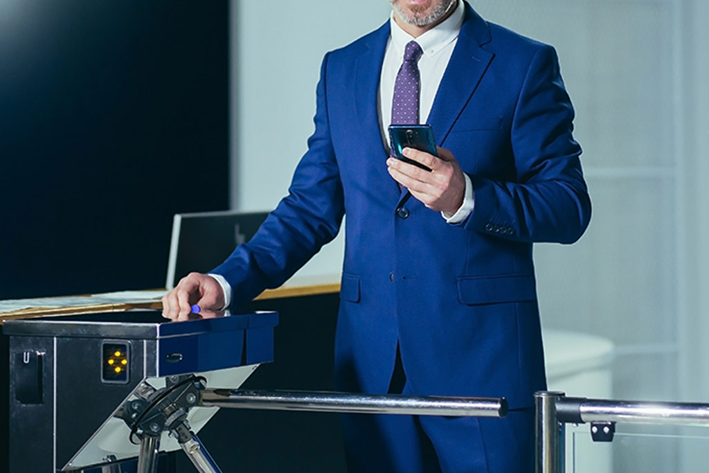 Tornos y pasillos motorizados