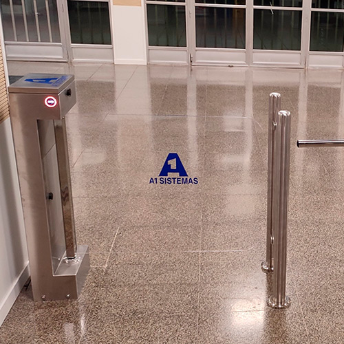 Tornos para centros educativos, sanitarios o públicos